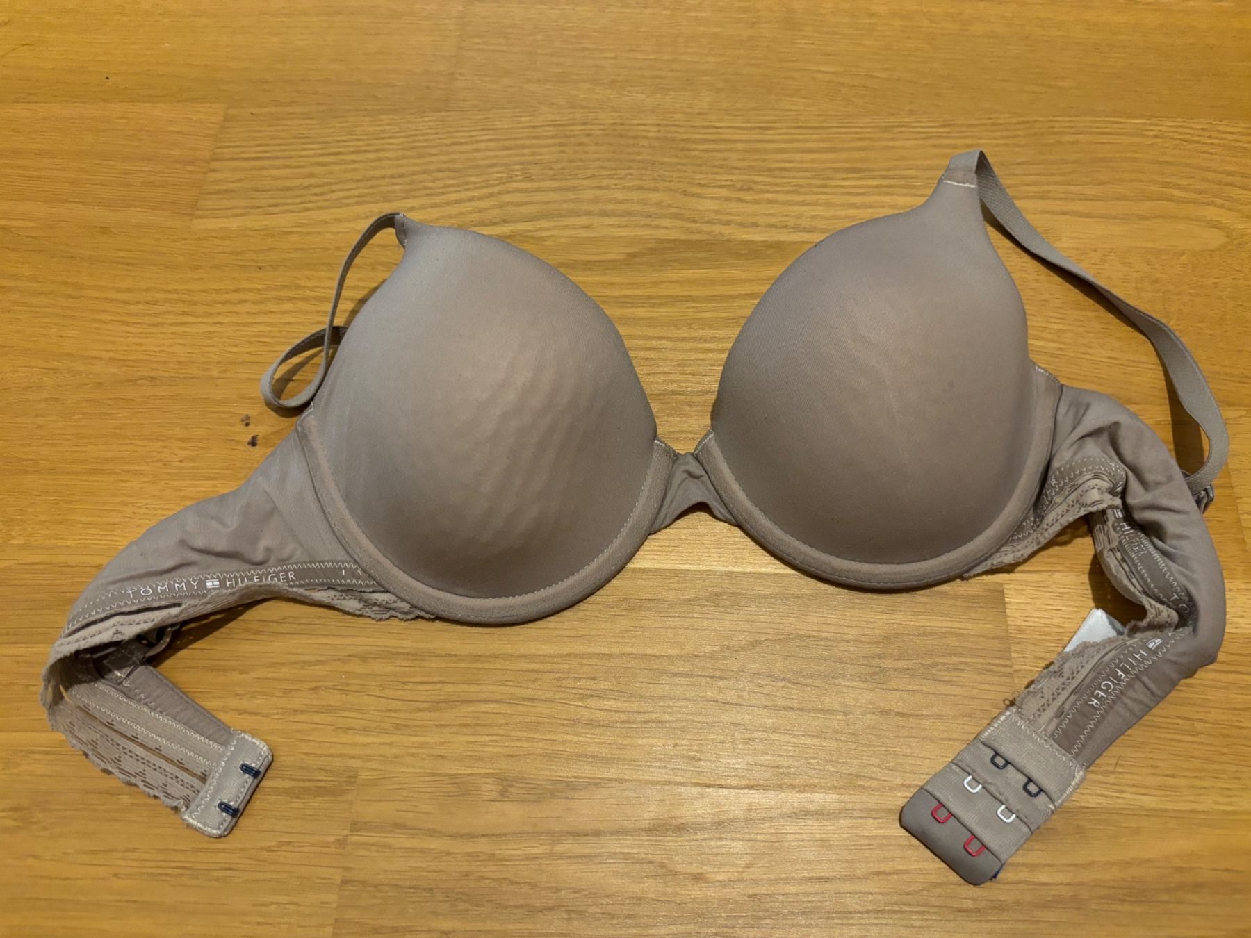 Tommy Hilfiger Sonstige Unterwäsche: BH / Bra - Tommy Hilfiger - Gr. 75A – Gebraucht aus Stadel von Chanel_5 1