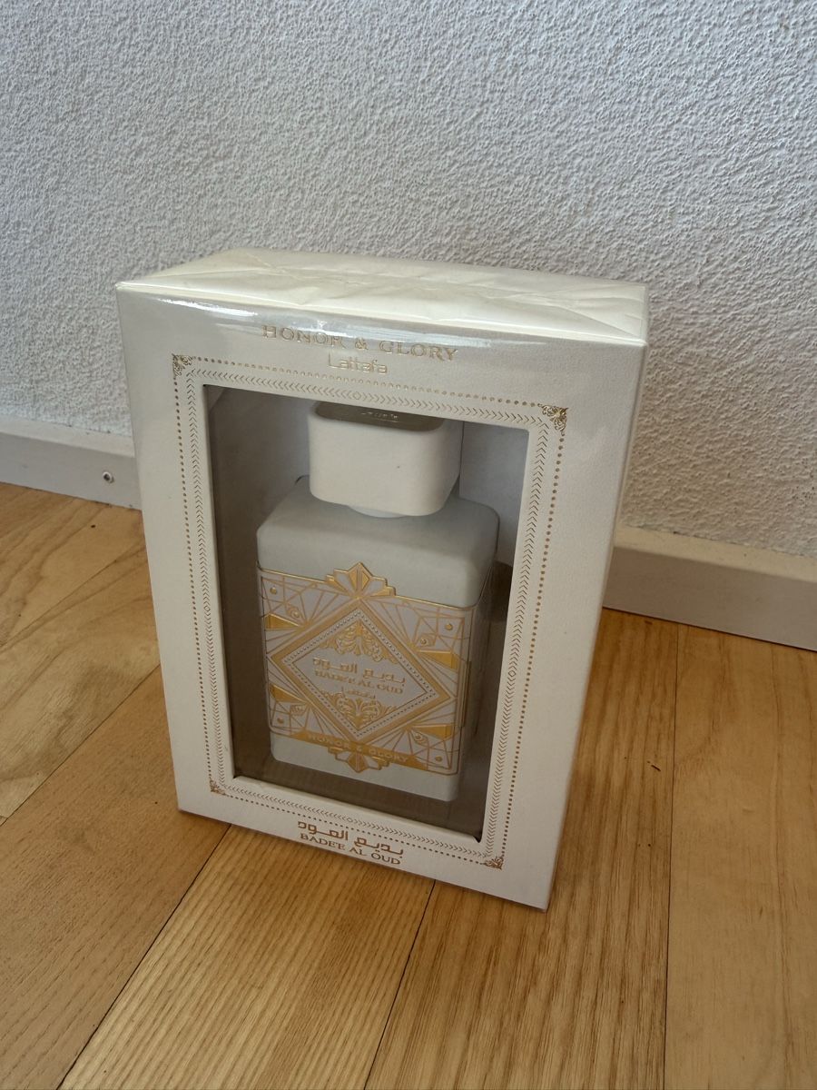 Lattafa Profumi & Eau de Toilette: LATTAFA Bade'e Al Oud Honor & Glory, Eau de Parfum – Nuovo e nell'imballaggio originale da Bäretswil venduto da pat_v9b5