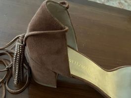 Stuart Weitzman Schnürsandalen, Gr. 40, Cognac, Fransen