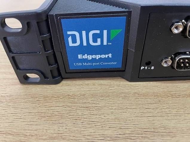 Hubs & Switches: Digi Edgebot 8 Port. Neuwertig.1x gebraucht – Gebraucht aus Wolfhausen von eei_6zgr 1