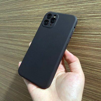 Cover & Protezioni schermo: iPhone 12Pro - coque liquide silicone Noir – Nuovo e nell'imballaggio originale da Morges venduto da DigiAC 4