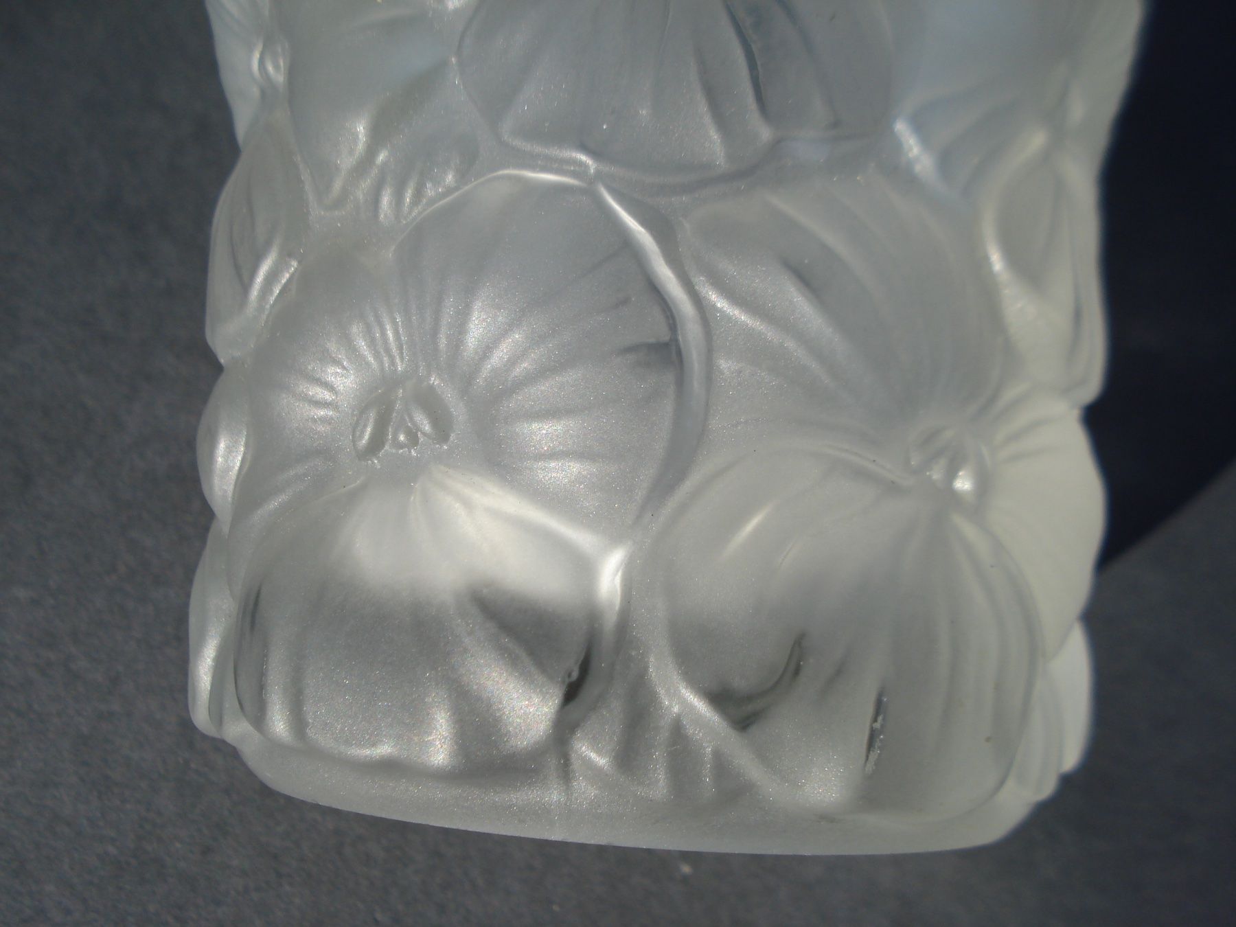 Vasen & Gefässe: Schöne Blumenvase Jugendstil – Gebraucht aus Basel von art.basel 2