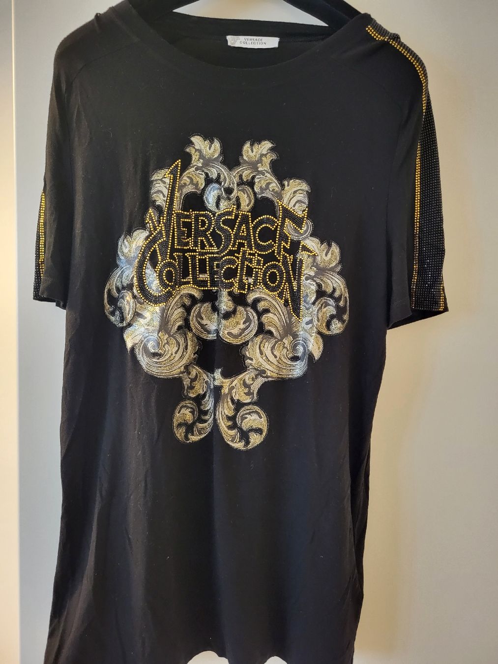 Versace T-Shirts: Versace – Gebraucht aus Balsthal von SSS