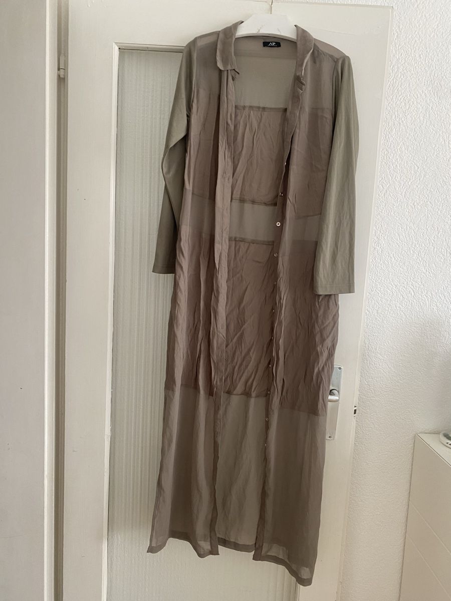 Manor Kleider: Manor robe taille 38 – Gebraucht aus Brügg BE von nou_8ht9