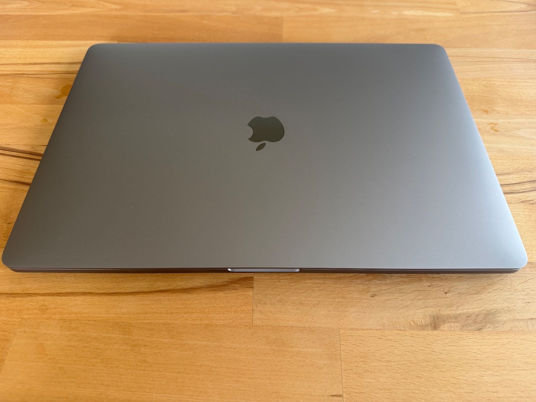 Apple Notebook: Apple Macbook Pro 2019 16" Zoll 512GB – Usato da Lommis venduto da Hitsch1234 6