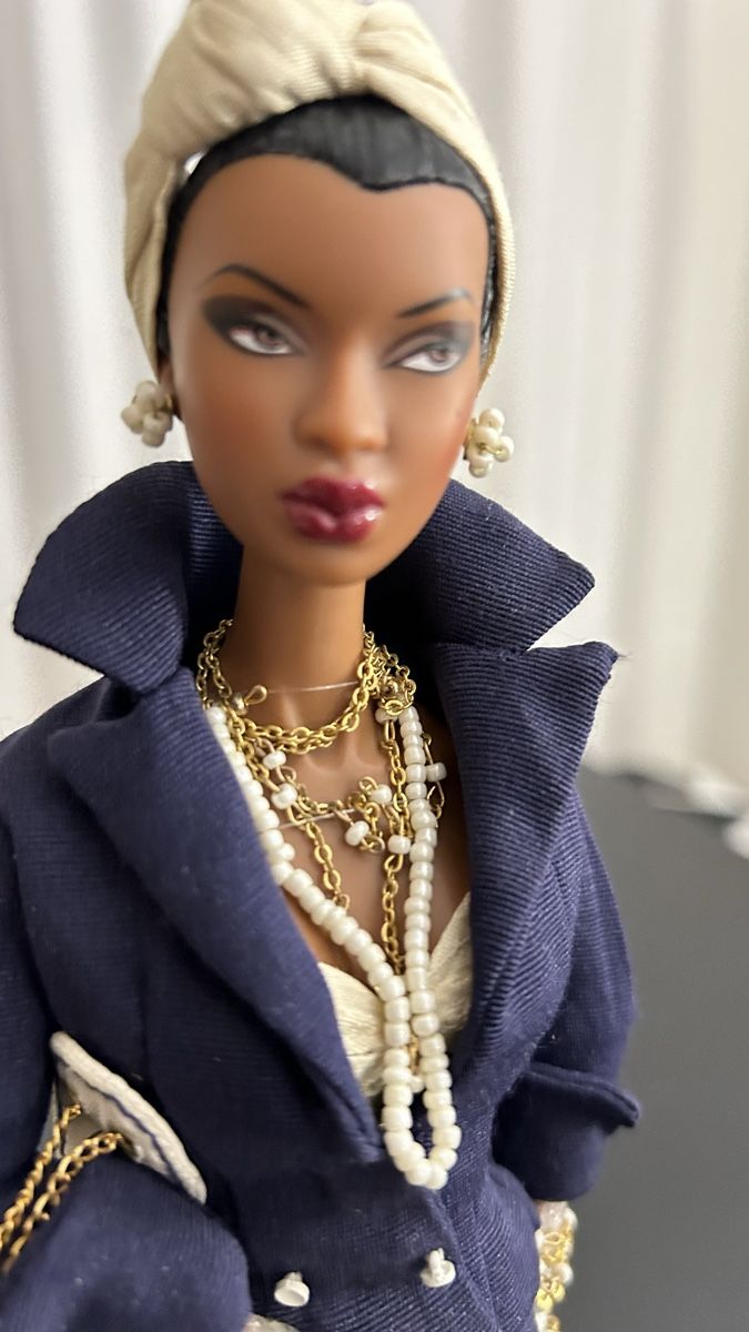 Poupées: Barbie / Jason Wu / Adele – D'occasion à Thalwil par Centrone 2