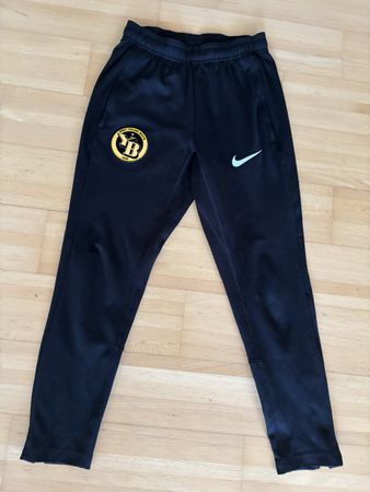 YB Trainerhose Grösse S 128-137cm