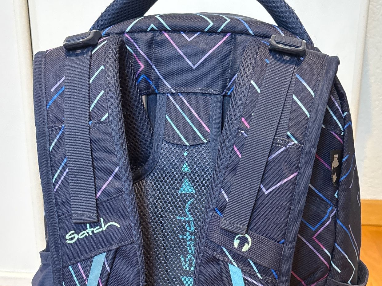 Kindertaschen: SATCH Pack Schulrucksack – Gebraucht aus Dübendorf von Biene70 2
