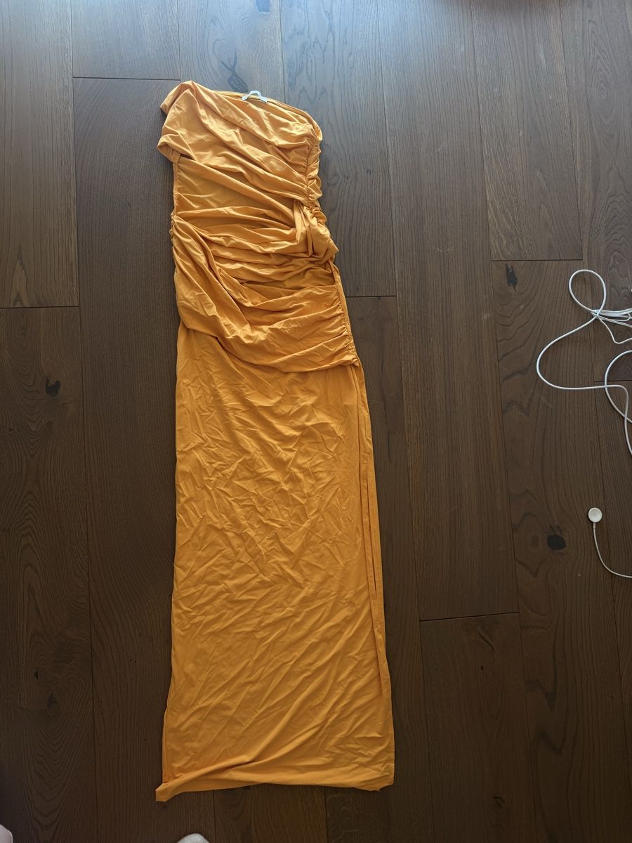 Zara Vestiti: Zara dress – Nuovo (secondo la descrizione) da Zürich venduto da Bellinka23