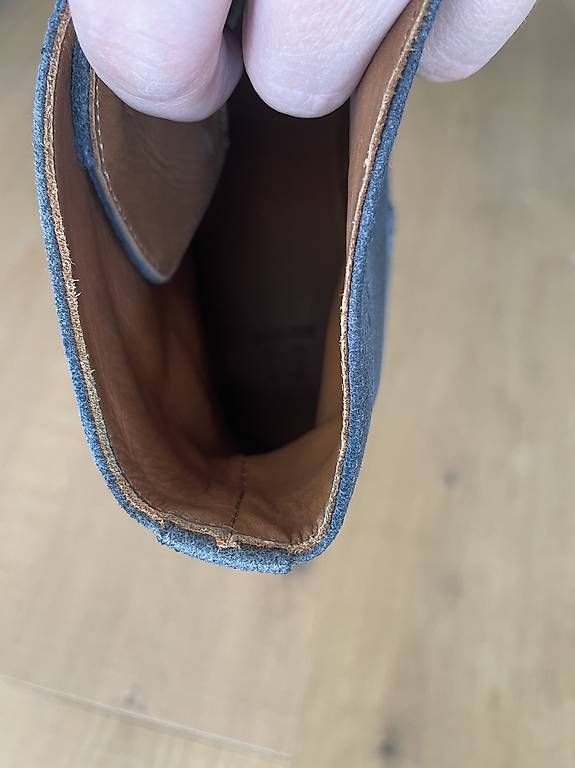 Scarpe da donna: Navyboot Leder Stiefel, Gr. 40 grau – Usato da Meisterschwanden venduto da jil_8rtq 2