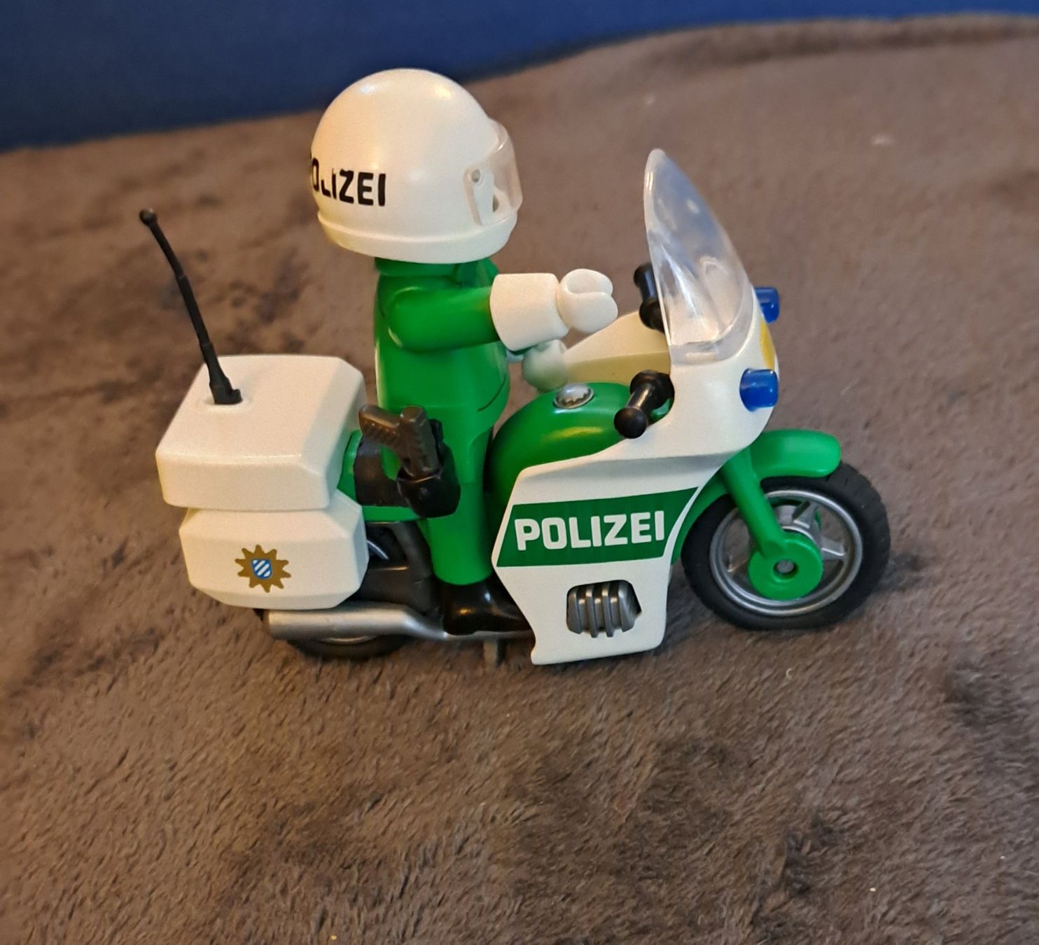 Statuette: Playmobil Polizei Motorrad – Usato da Breitenbach venduto da Lucky0518 1