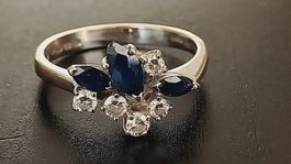 Schöner Ring mit Saphir und Diamanten aus 750 Weissgold 18 K