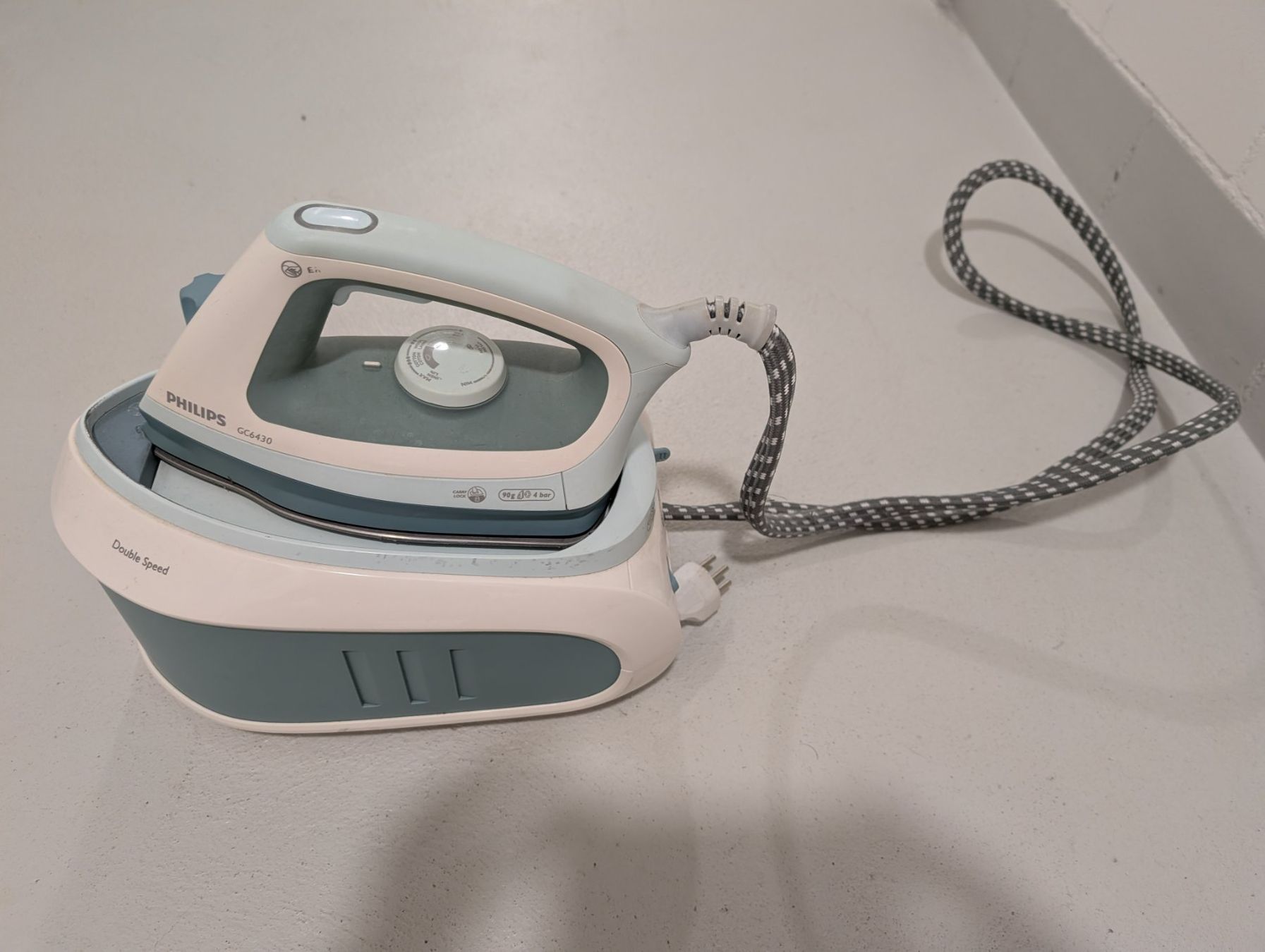 Philips Fers à repasser: Dampfbügeleisen – D'occasion à Wetzikon ZH par ste_6lgz 6