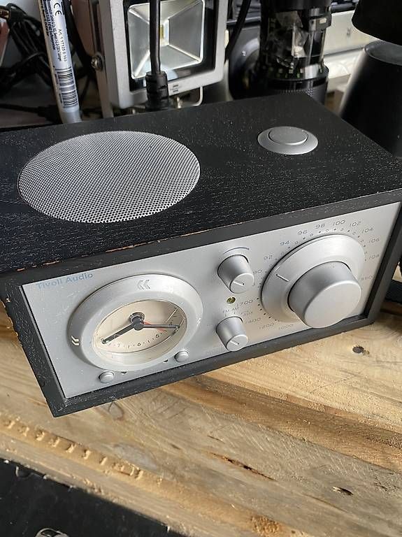 Radios: Radio Tivoli – Gebraucht aus Minusio von amonte