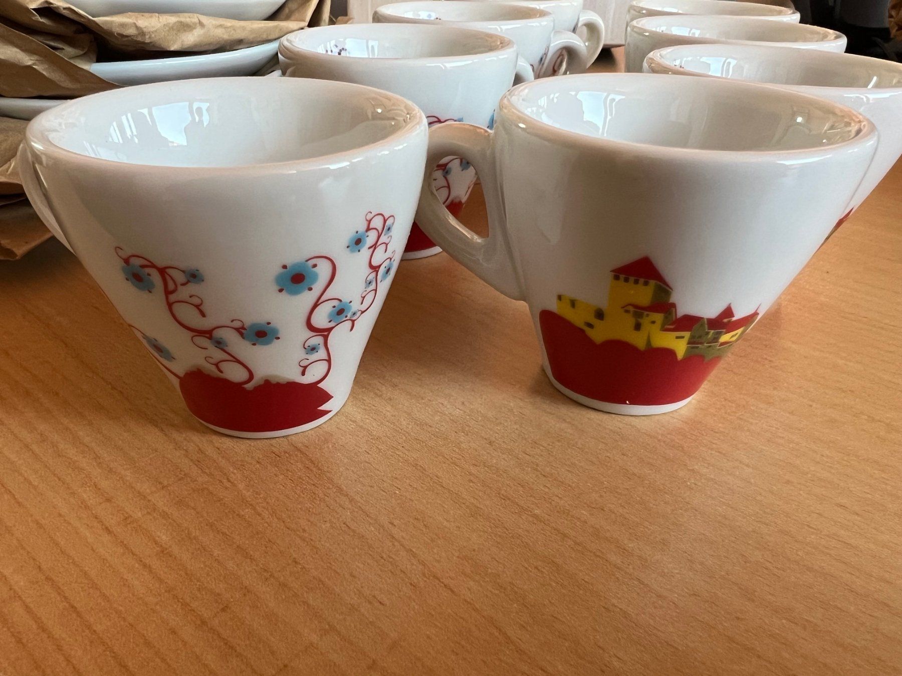 Set di piatti: IPA: Original Espresso Cup Collection Lichtenstein, 8 Einh. – Nuovo e nell'imballaggio originale da Dietikon venduto da Wildtransporte 2