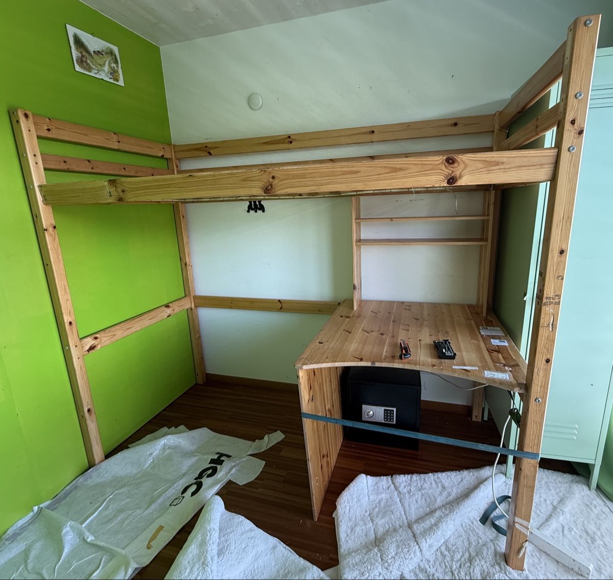 Betten: Hochbett mit Pult – Gebraucht aus Elsau von Wallaby78