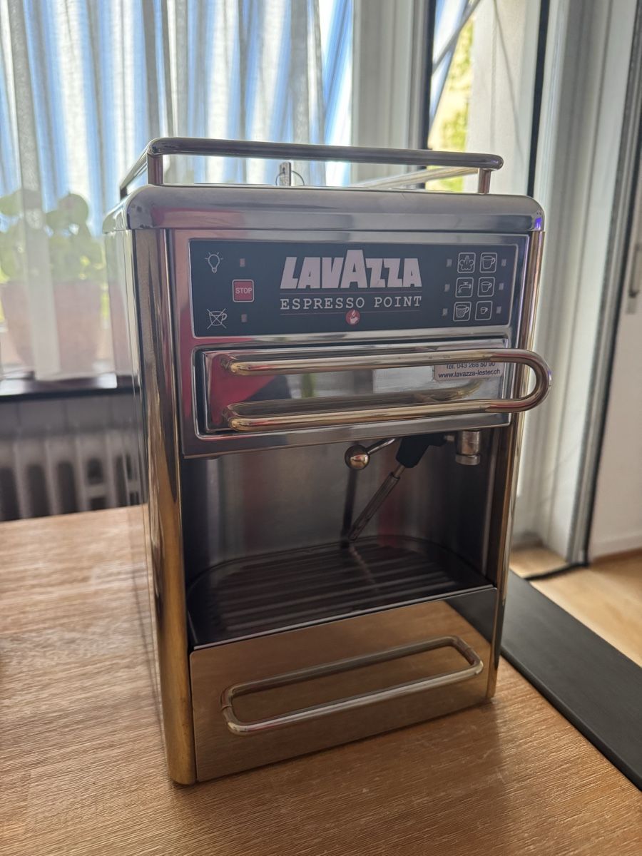 Lavazza Macchine per caffè & Macchine per espresso: Espresso Point Lavazza Matine Maschine – Usato da Basel venduto da YMSP 2