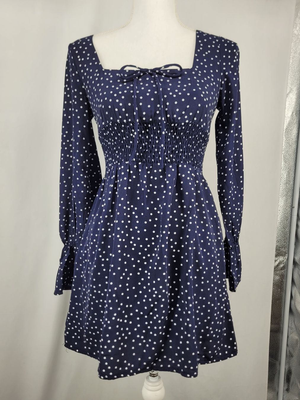 PRINCESS POLLY Robe bleu marine à pois blancs (Gebraucht) in Lausanne ...