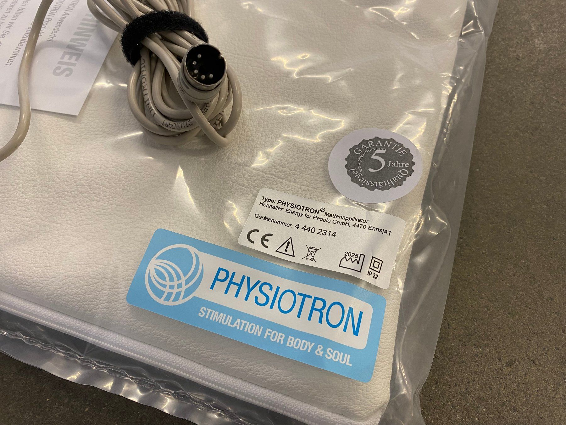 Appareils médicaux: 🔴  PHYSIOTRON® Mattenapplikator + Controller Basic /039B – Neuf avec emballage d'origine à Zürich par LUIS-B 2