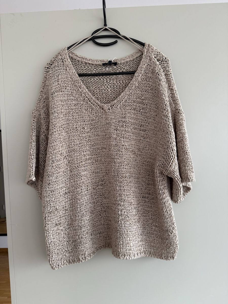 Top: Cosy Beige Oversized Knit Top - Perfect for Spring! – Nuovo (secondo la descrizione) da Winterthur venduto da -BeHappy24-