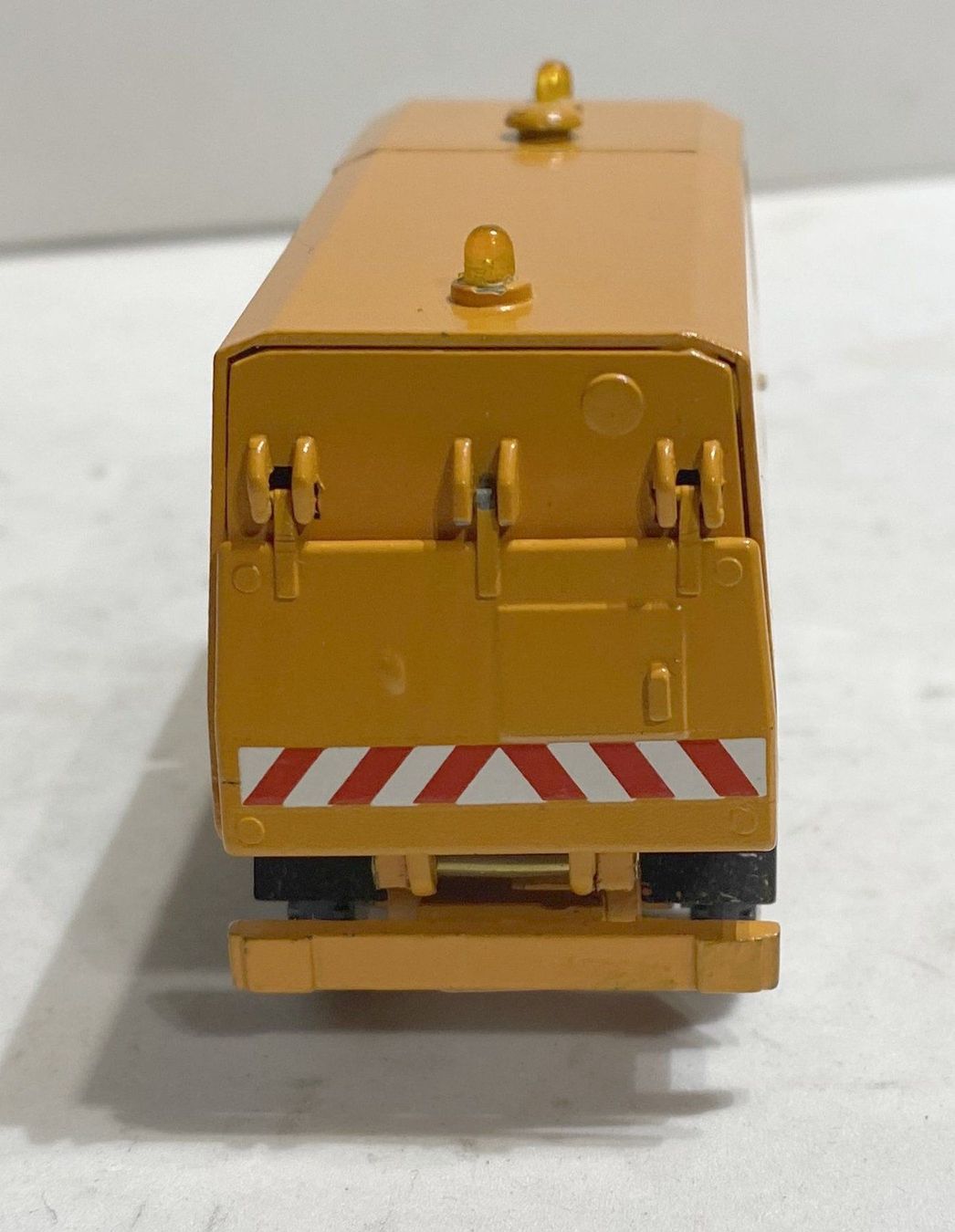 Conrad Modellbausätze & Standmodelle: Conrad 3047 Strassenfeger in OVP – Gebraucht aus Sonceboz-Sombeval von Decolove 5