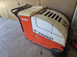 PULIMAT Kehrmaschine mit Benzinmotor 258 Betriebsstunden