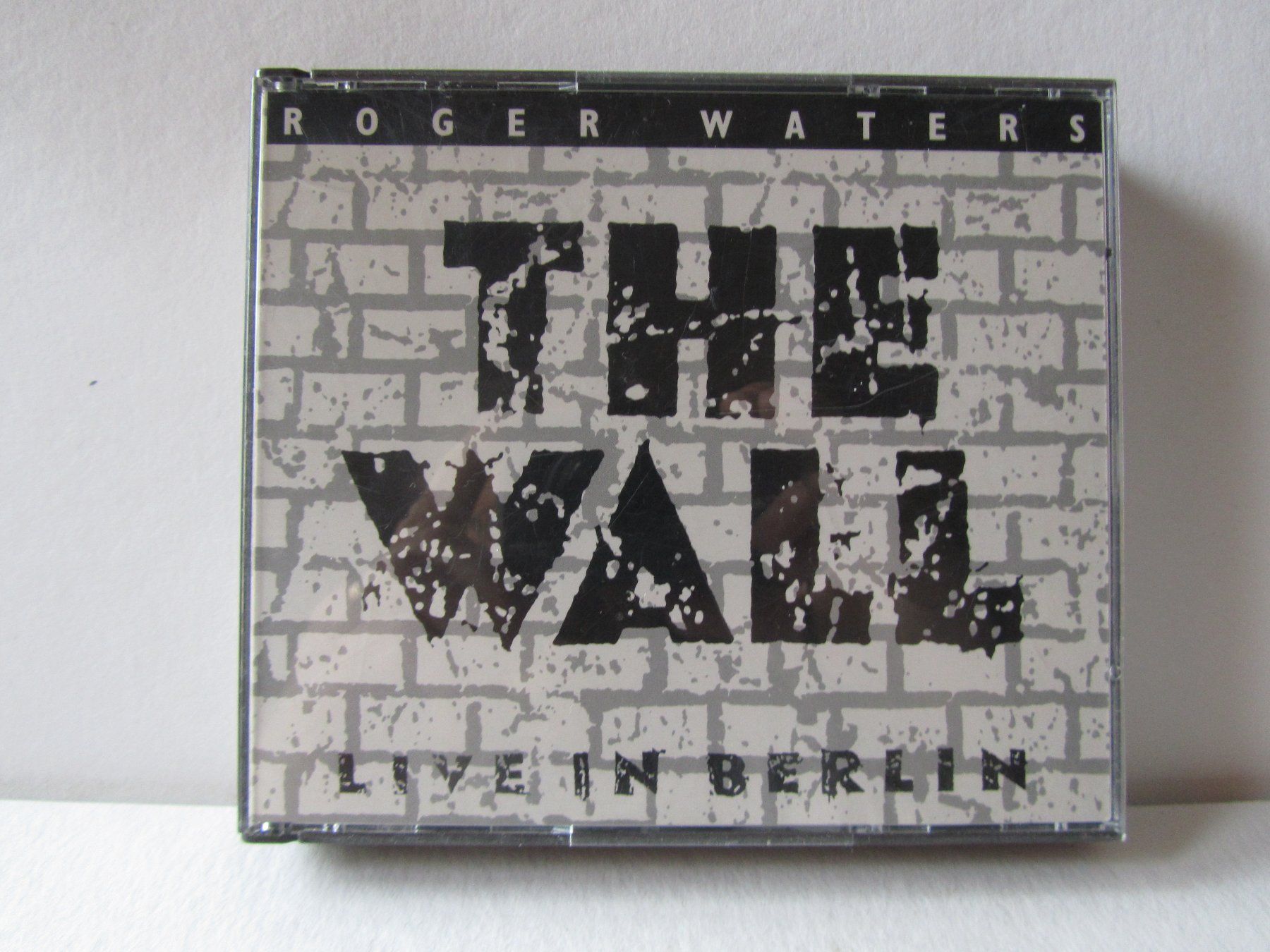 CDs: CD The Wall - live in Berlin - Roger Waters - Doppel-CD – Gebraucht aus Weiningen ZH von dietsch57