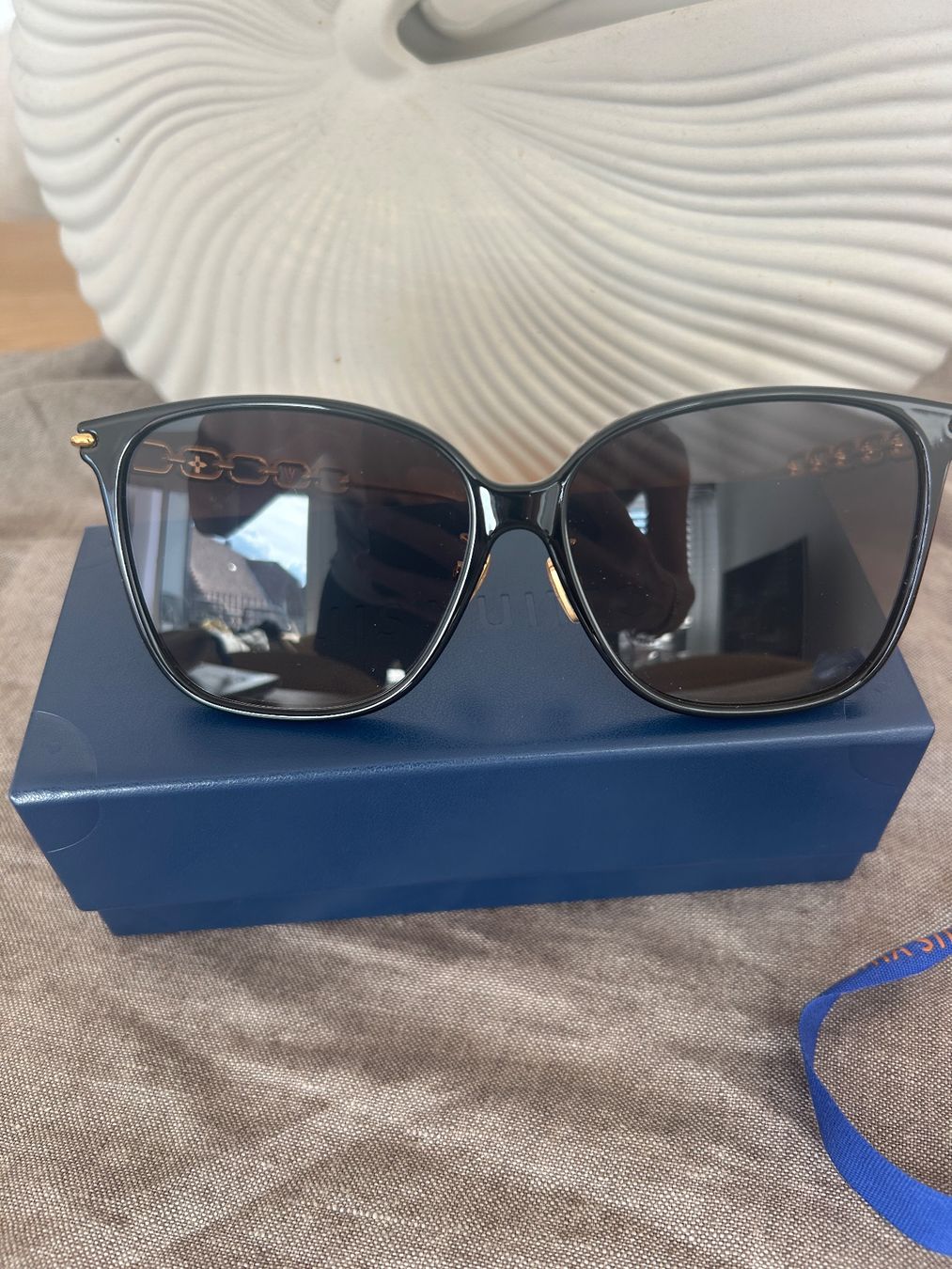 Louis Vuitton Brillen & Gläser: Louis Viutton Sonnenbrille neu – Gebraucht aus Epsach von has_s27w 1