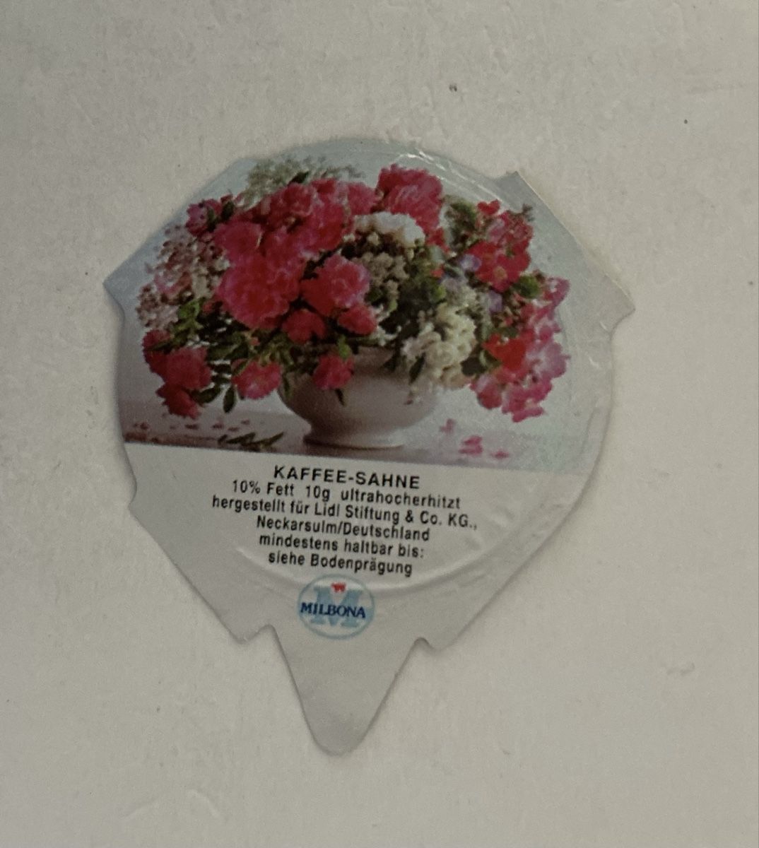 Coperchi dei cremini per caffè: D-46 B - Blumenstrausse – Usato da Allschwil venduto da gewuerznelke