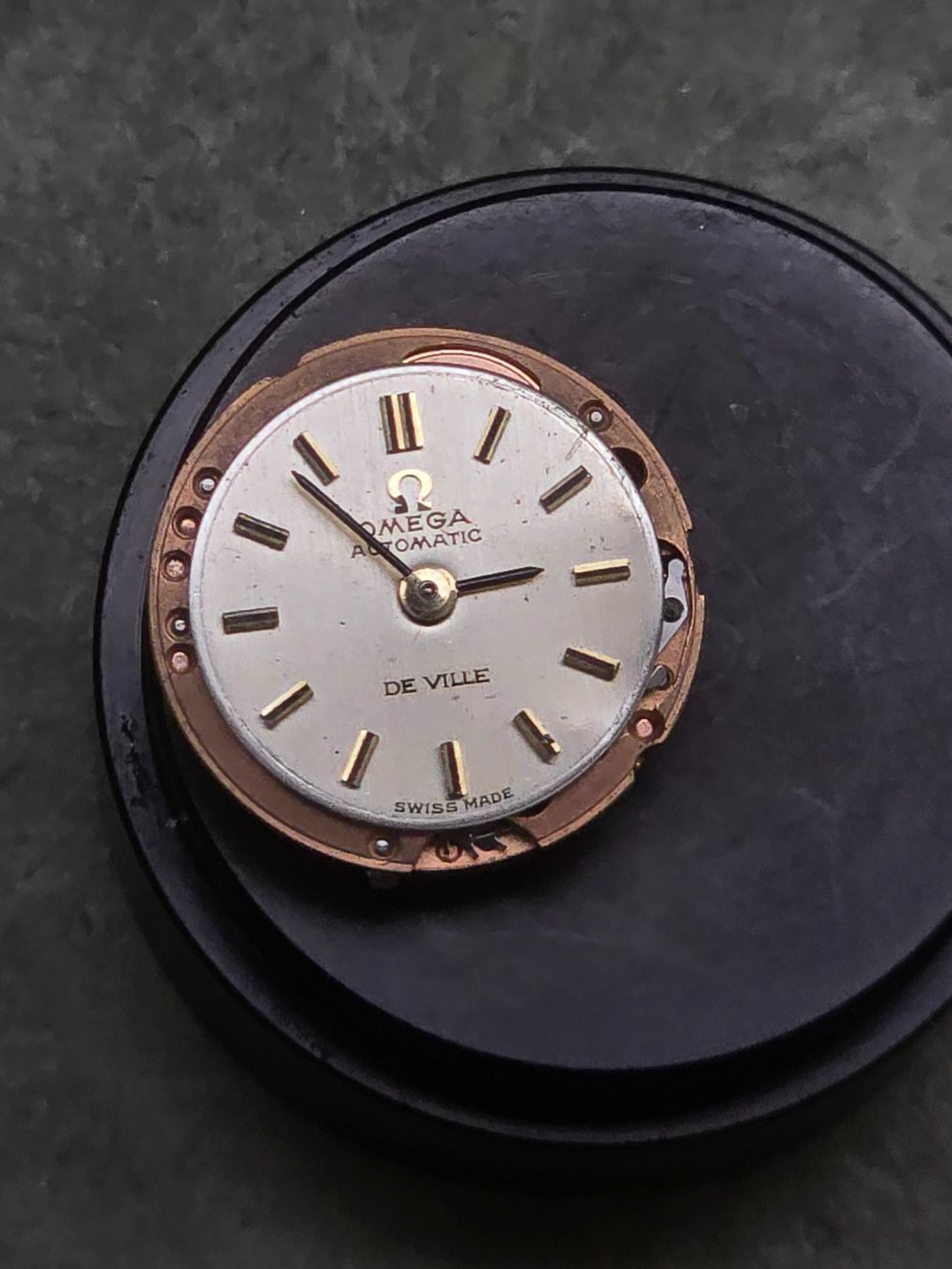 Omega Orologi: Mouvement Omega 661 pour pièces – Difettoso da Tramelan venduto da Nirdan