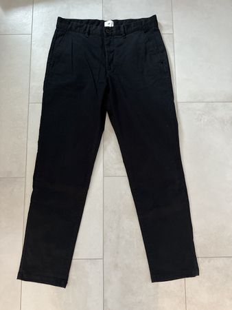 Schwarze Herren Chino Hose Grösse 33/32