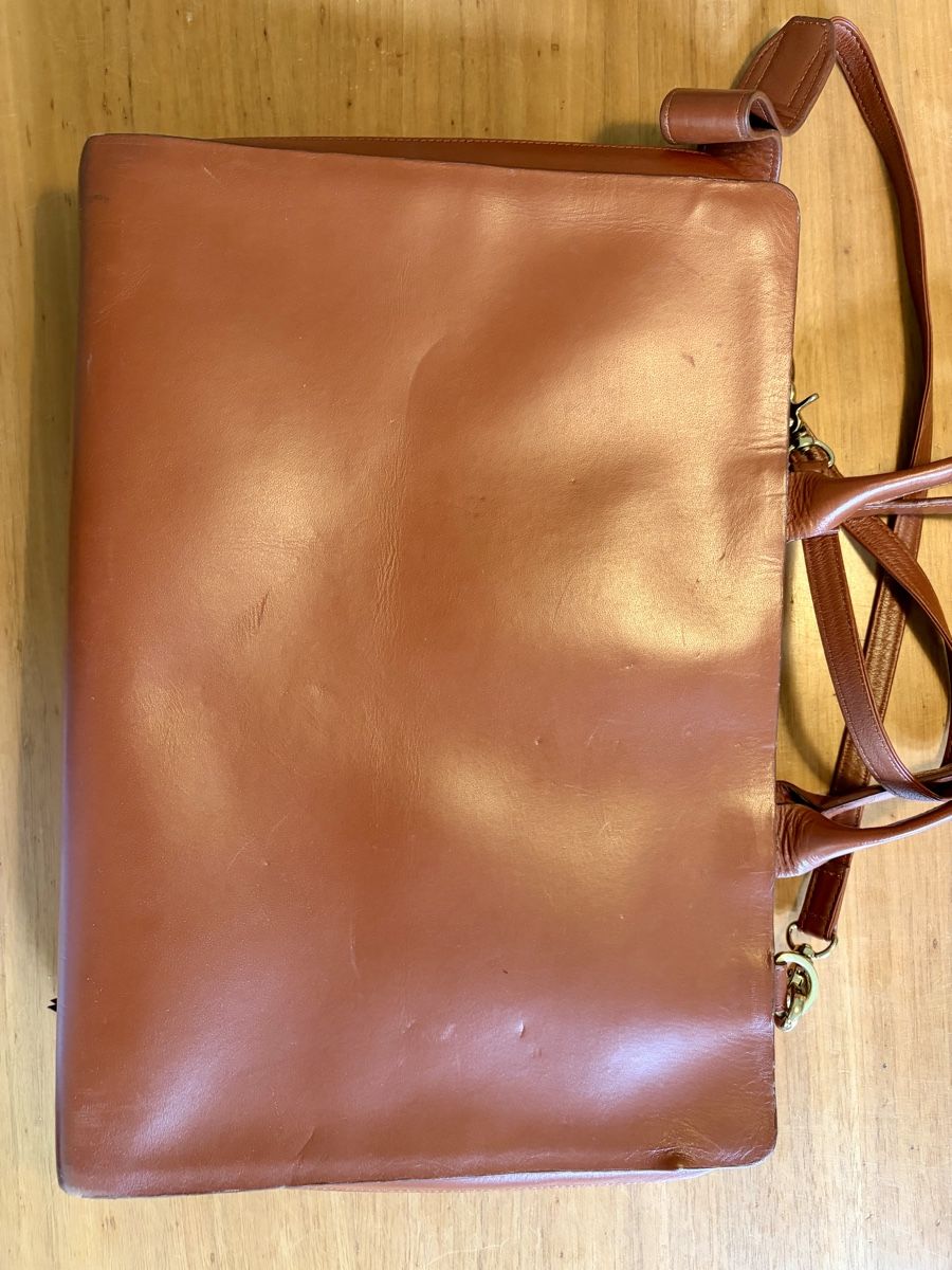 Koffer & Taschen: Aktentasche Royal Republiq – Gebraucht aus Basel von Konix 2