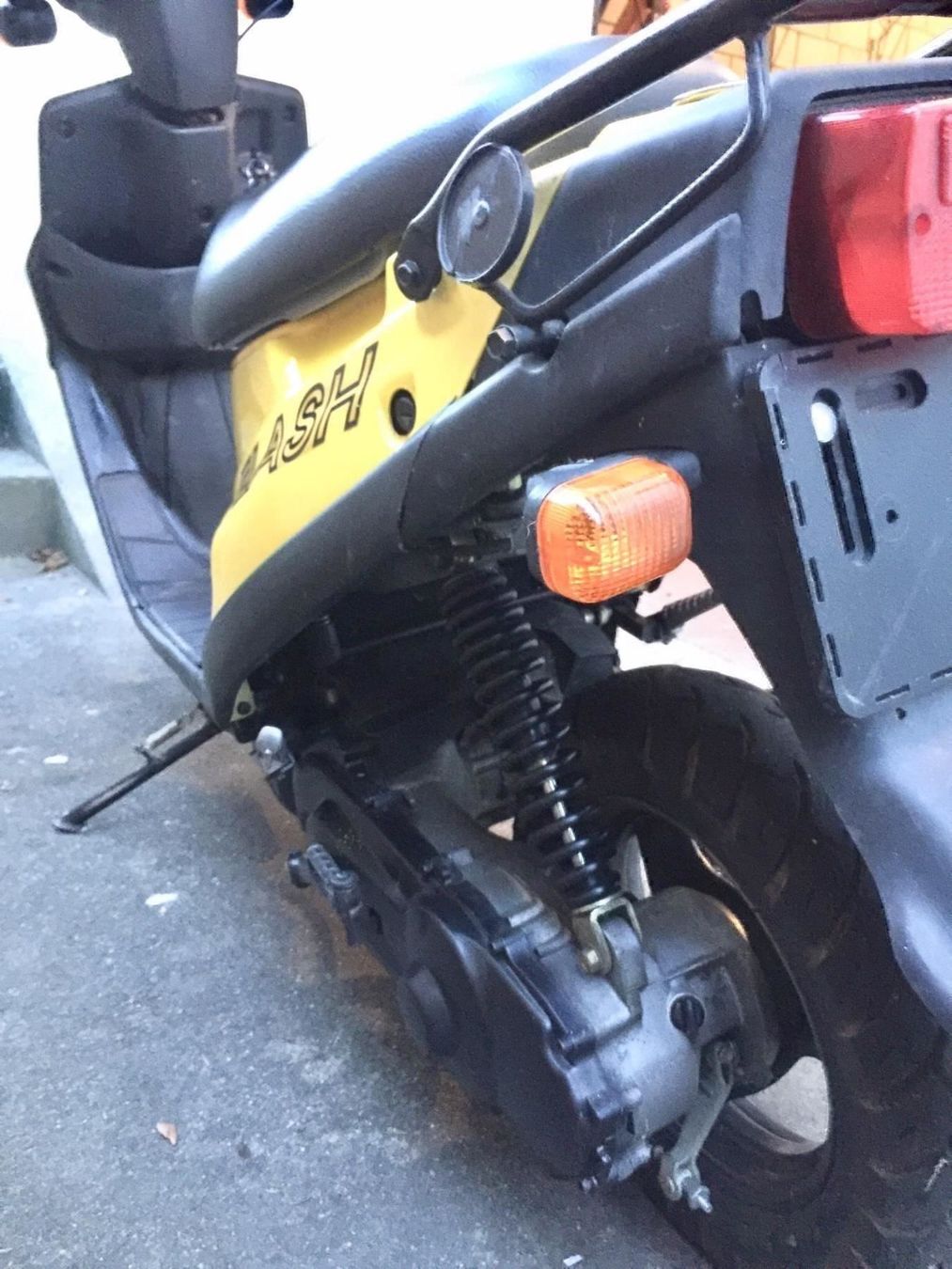 Smc (Sm) Scooter: Scooter SMC Flash (49cm3) – Usato da Dottikon venduto da Izogul 6