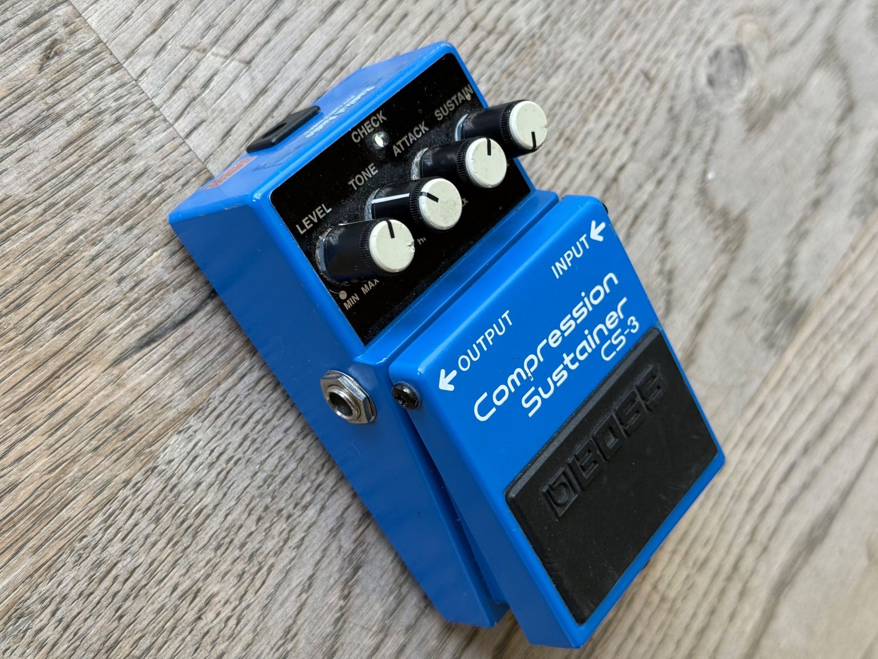 Musikinstrumente: BOSS CS-3 COMPRESSION SUSTAINER – Neu und originalverpackt aus Cormondrèche von PerretGuillaume 1