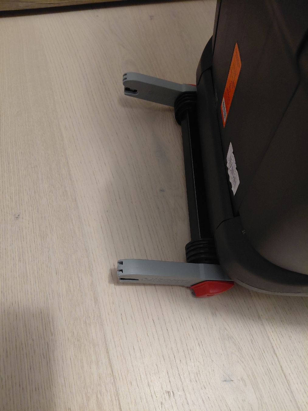Britax Römer Sièges auto: Römer Kidfix Kindersitz – D'occasion à Oberuzwil par adrian.ryffel 1