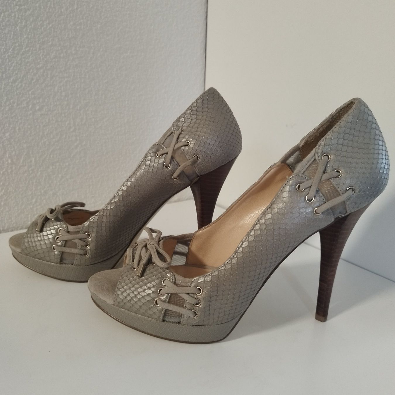 Guess Scarpe da donna: Guess High Heel Pumps Gr.40 – Nuovo (secondo la descrizione) da Weiningen ZH venduto da traudl102 3
