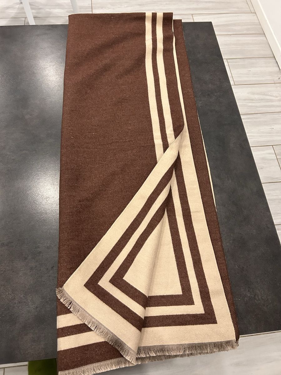 Foulard & Sciarpe: Morbida sciarpa double face – Usato da Camorino venduto da lor_vrl5 4