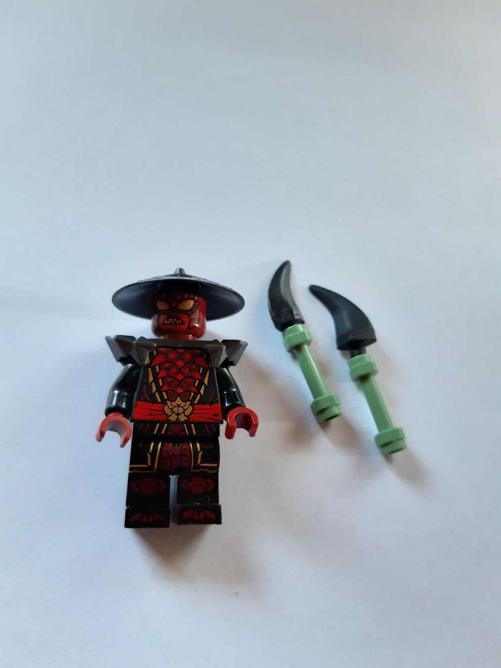 Lego Statuette: Lego Ninjago Drix Minifigur – Usato da Langenthal venduto da AspireE15 2