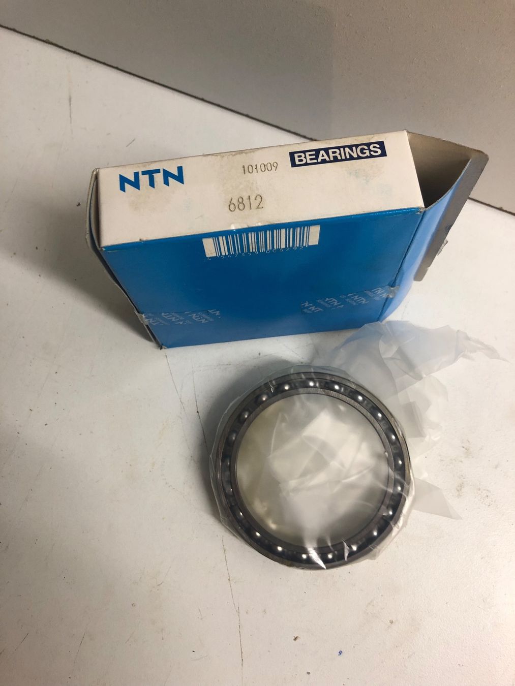 Cuscinetti a sfere: Rillenkugellager 6812 – Nuovo e nell'imballaggio originale da Schötz venduto da EMTEC02