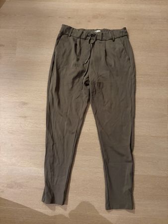 Stoffhose Only Grösse L  länge 34