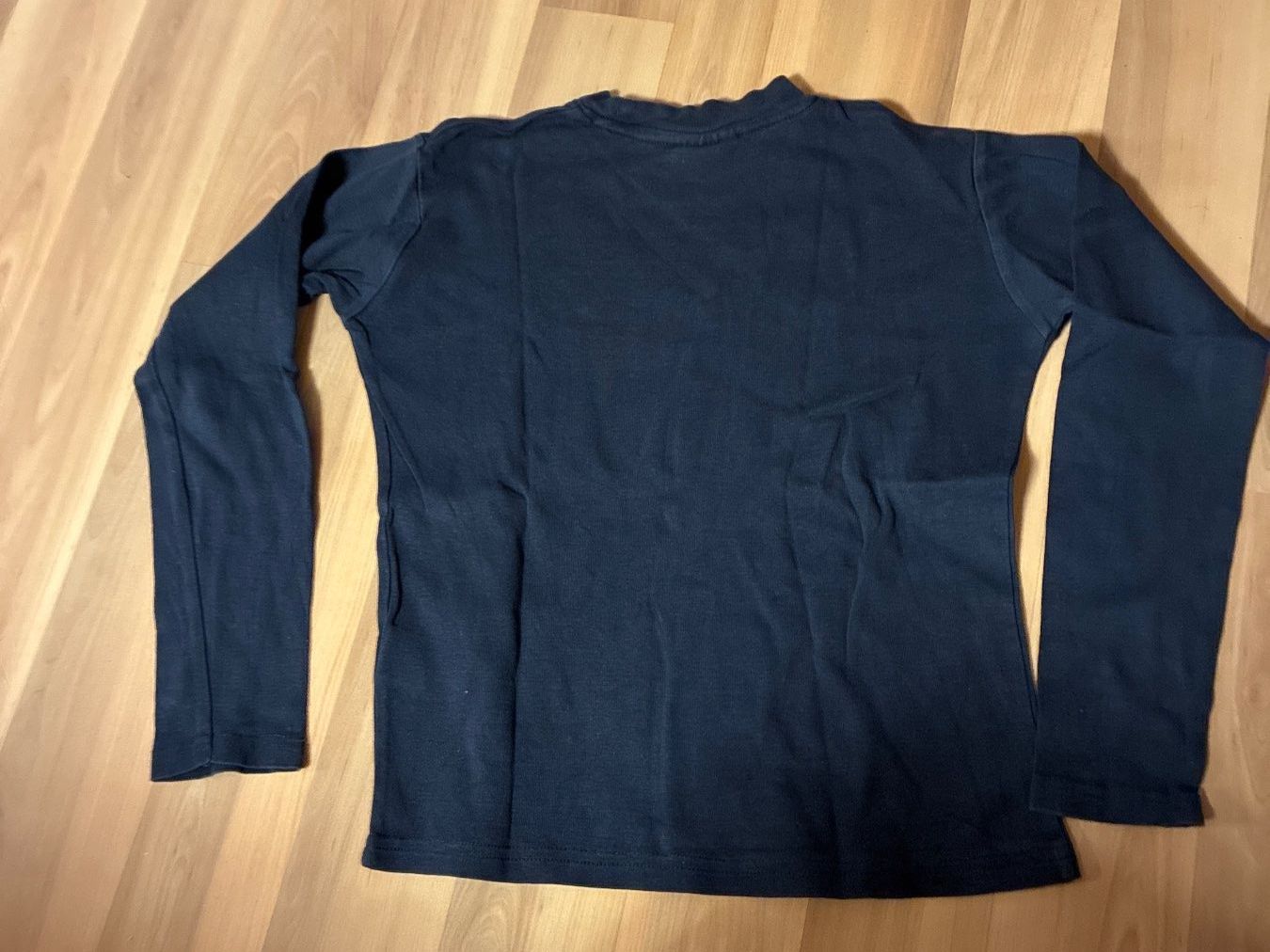 Pullover & Sweatshirts: Shirt, Langarm, Grösse 140 – Gebraucht aus Vilters von san_2t9g 1