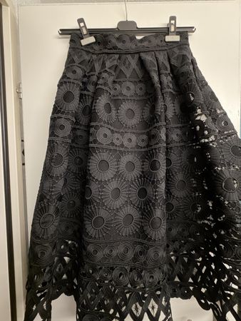 Maje Rock schwarz Netz mit Innenkleid Gr. 2 neuwertig