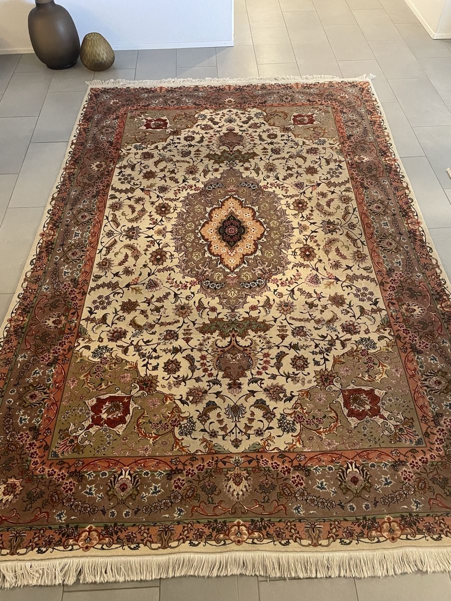 Tappeti: Tapis persan Tabriz Fein – Usato da Fribourg venduto da Nimynho