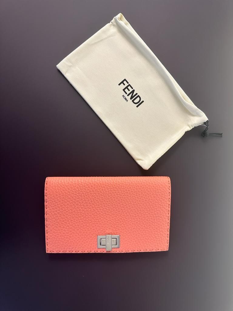Fendi Portamonete: Portafoglio Fendi – Nuovo e nell'imballaggio originale da Lugano venduto da ALockers 1