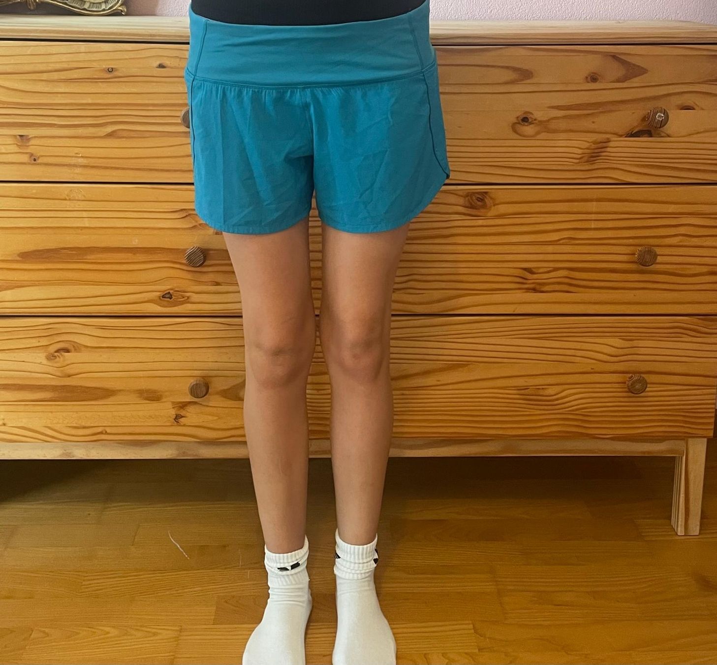 Lululemon Pantaloni: Lululemon Laufshorts Gr. 8 – Usato da Arni AG venduto da Jaggy36
