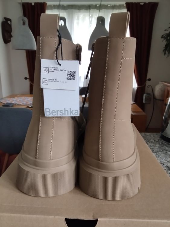 Ugg Botas Beige Bershka Bershka Herren Boots 44 Beige NEU Schuhe