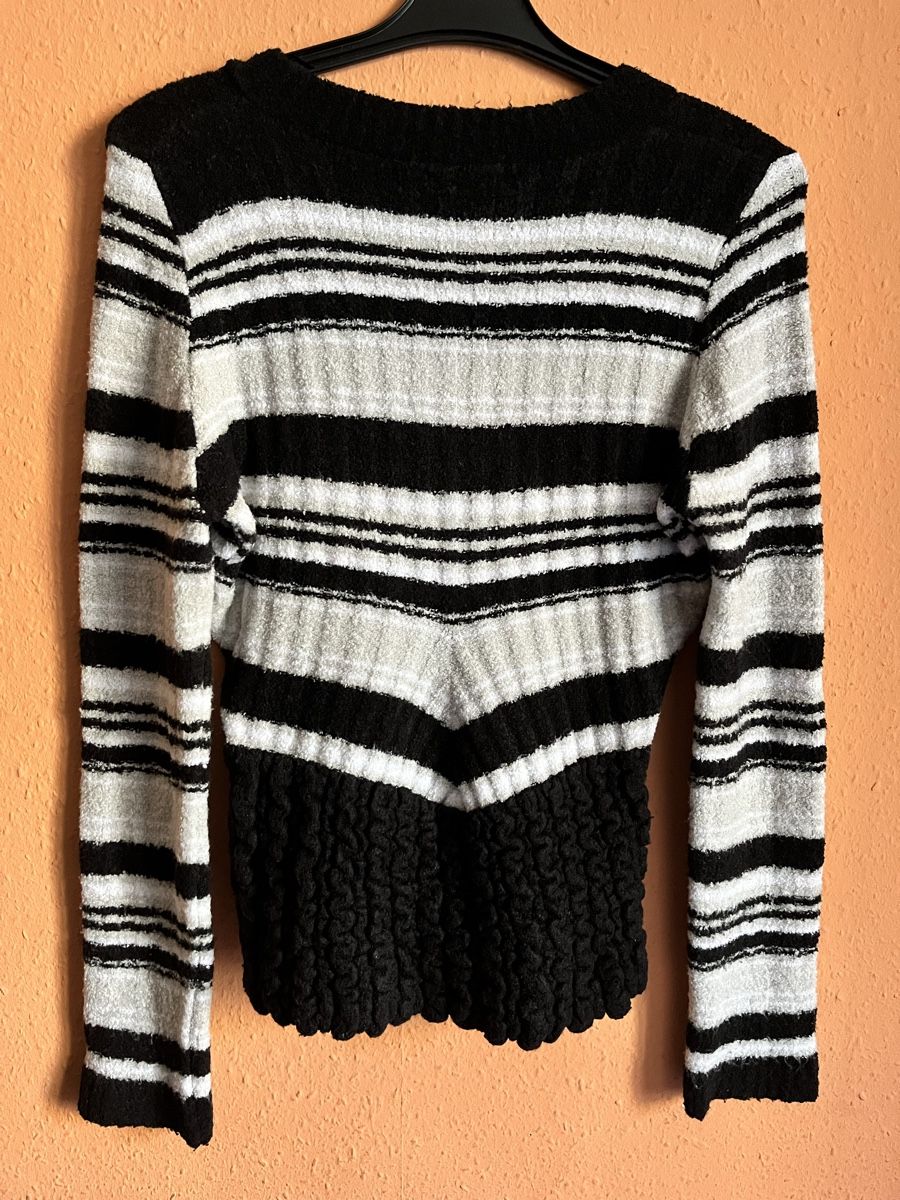 Maglioni & Felpe: Pull Whisper avec ceinture, Taille S, en parfait état – Usato da Genève venduto da nou_z96k 2