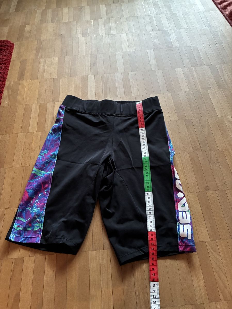 Diesel Pantaloni: Diesel schort Velo 🚲 – Usato da Laupen BE venduto da ole_l8gg 4