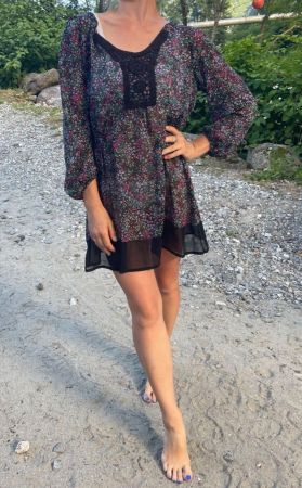 Chic Abito a fiori con maniche lunge-tgM/L👌feste👌vacanze