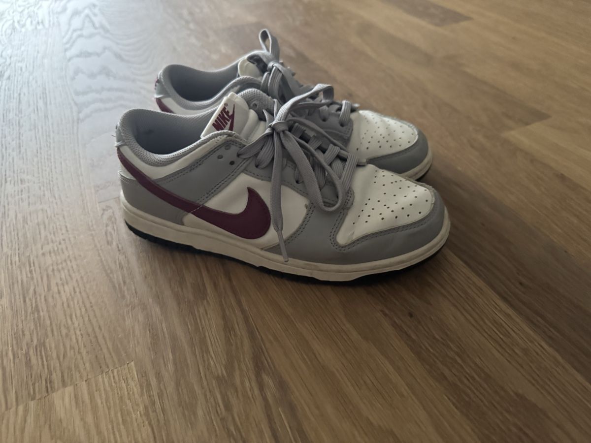 Scarpe da uomo: Nike Dunk – Usato da Zofingen venduto da ismail01a 2
